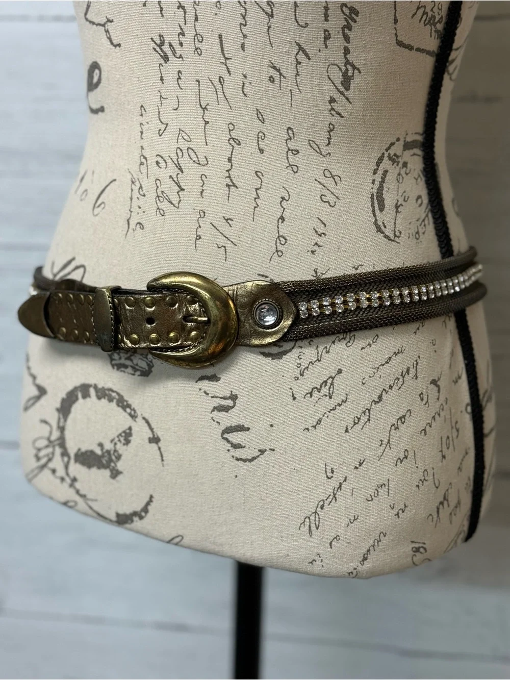 Vintage Sand Castle Rhinestone Women’s Fashion Belt